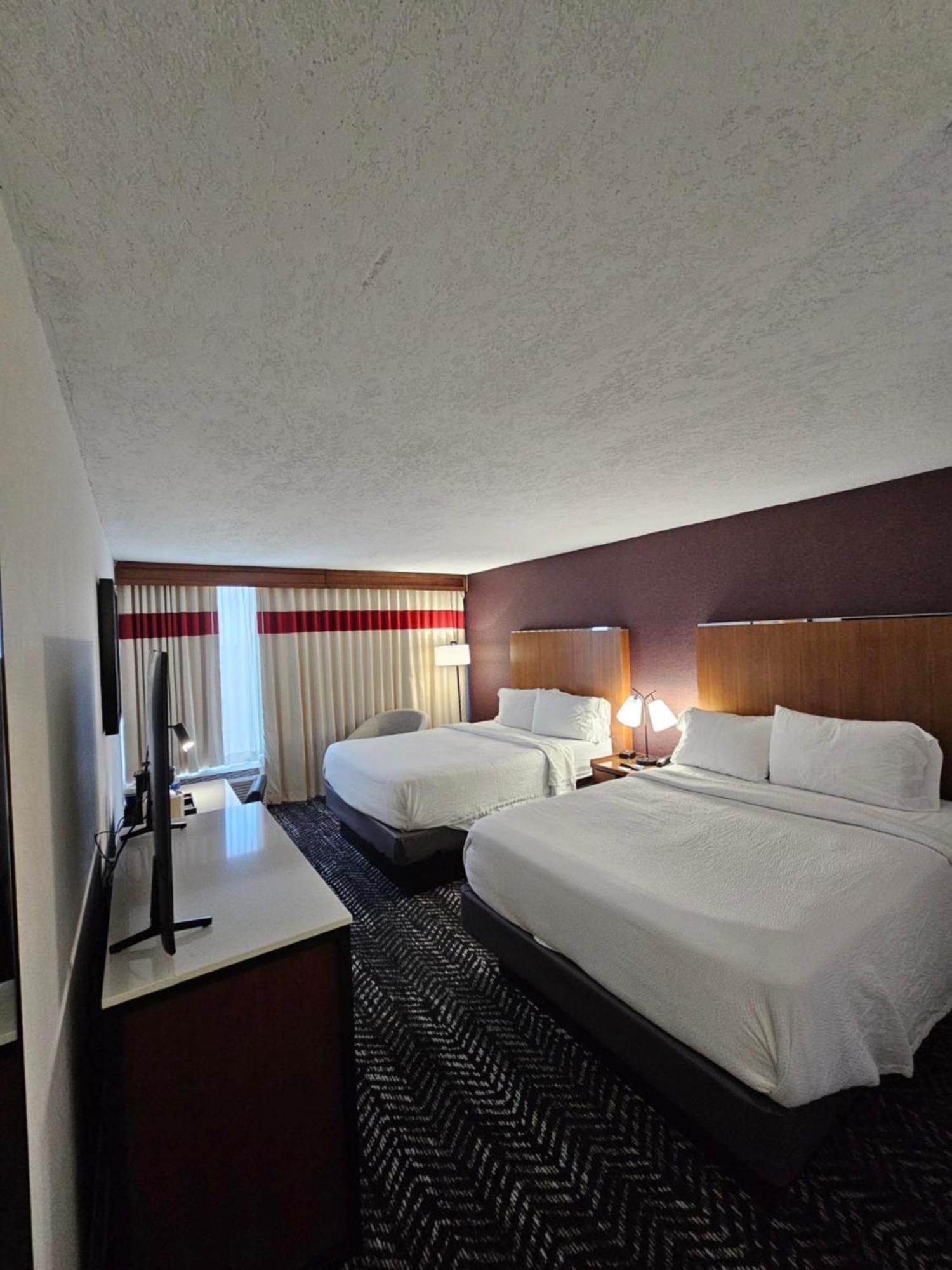 Four Points By Sheraton Kansas City Airport Екстериор снимка