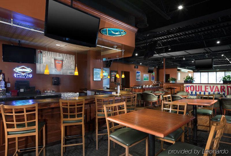 Four Points By Sheraton Kansas City Airport Екстериор снимка