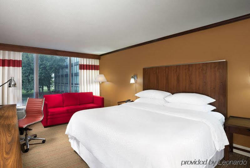 Four Points By Sheraton Kansas City Airport Екстериор снимка